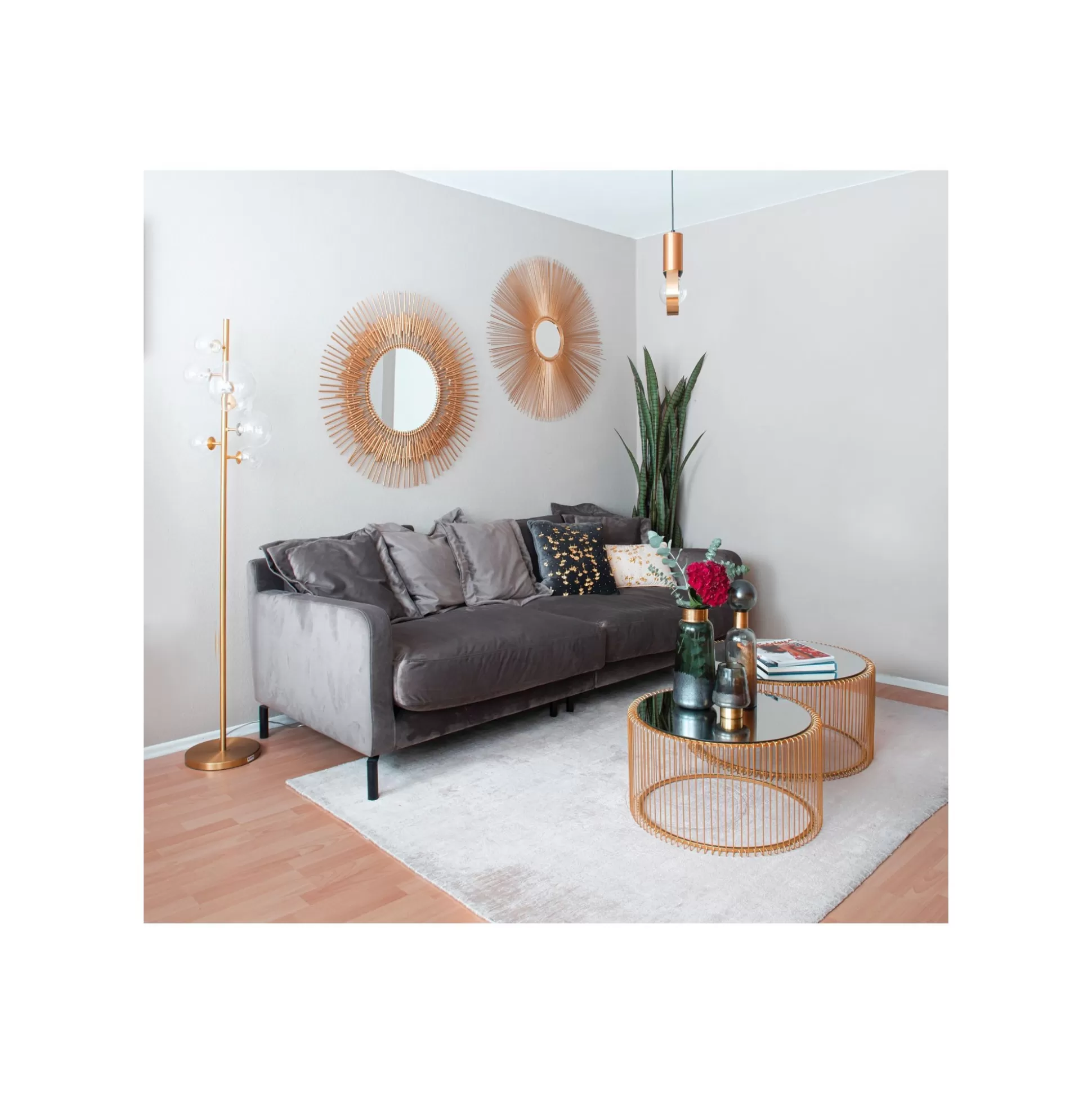 tables_basses_rondes_wire_set_de__laiton_kare_design_11.webp Tables Basses Rondes Wire Set De 2 Laiton ^KARE Design Cheap