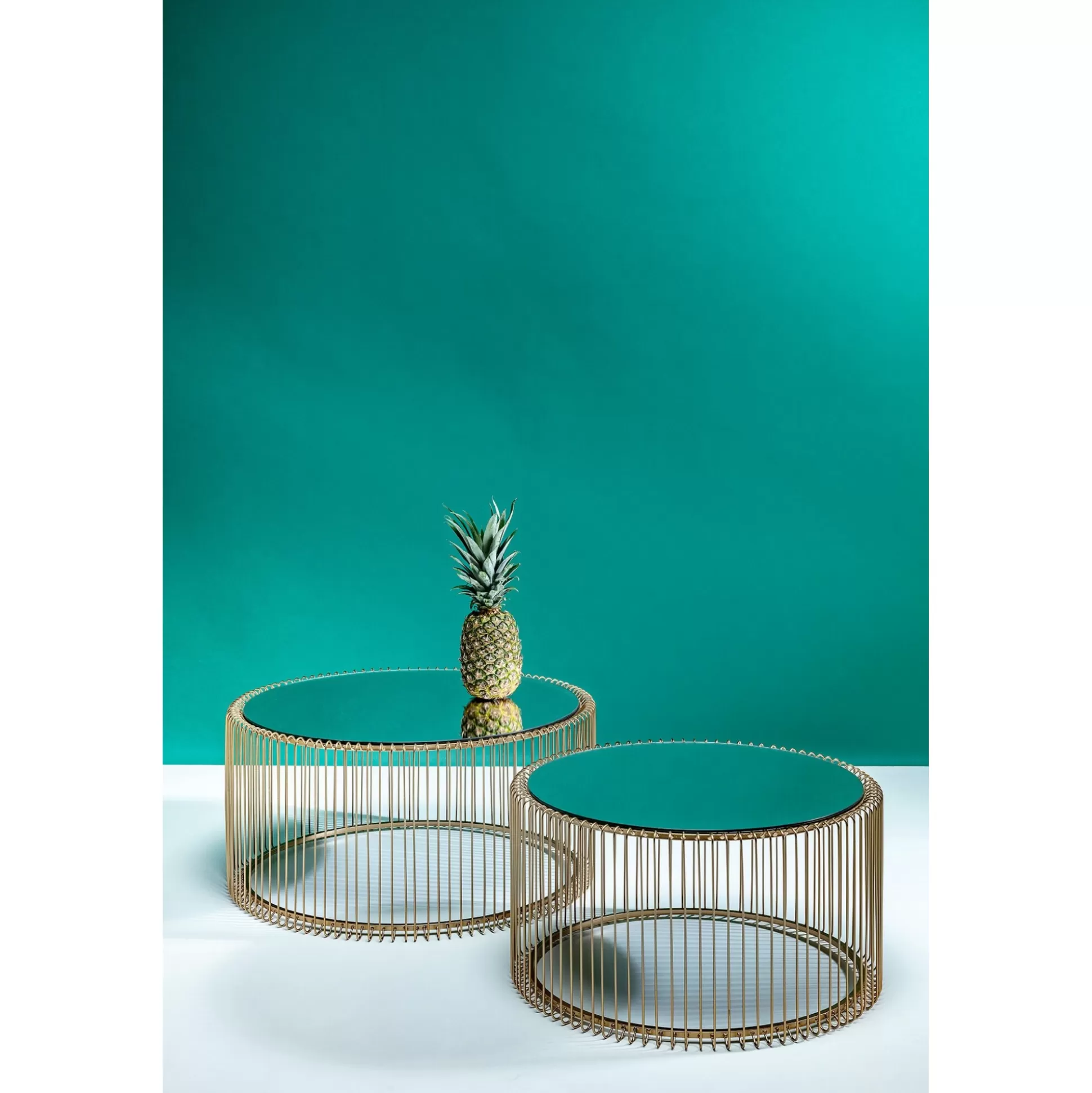 tables_basses_rondes_wire_set_de__laiton_kare_design_4.webp Tables Basses Rondes Wire Set De 2 Laiton ^KARE Design Cheap