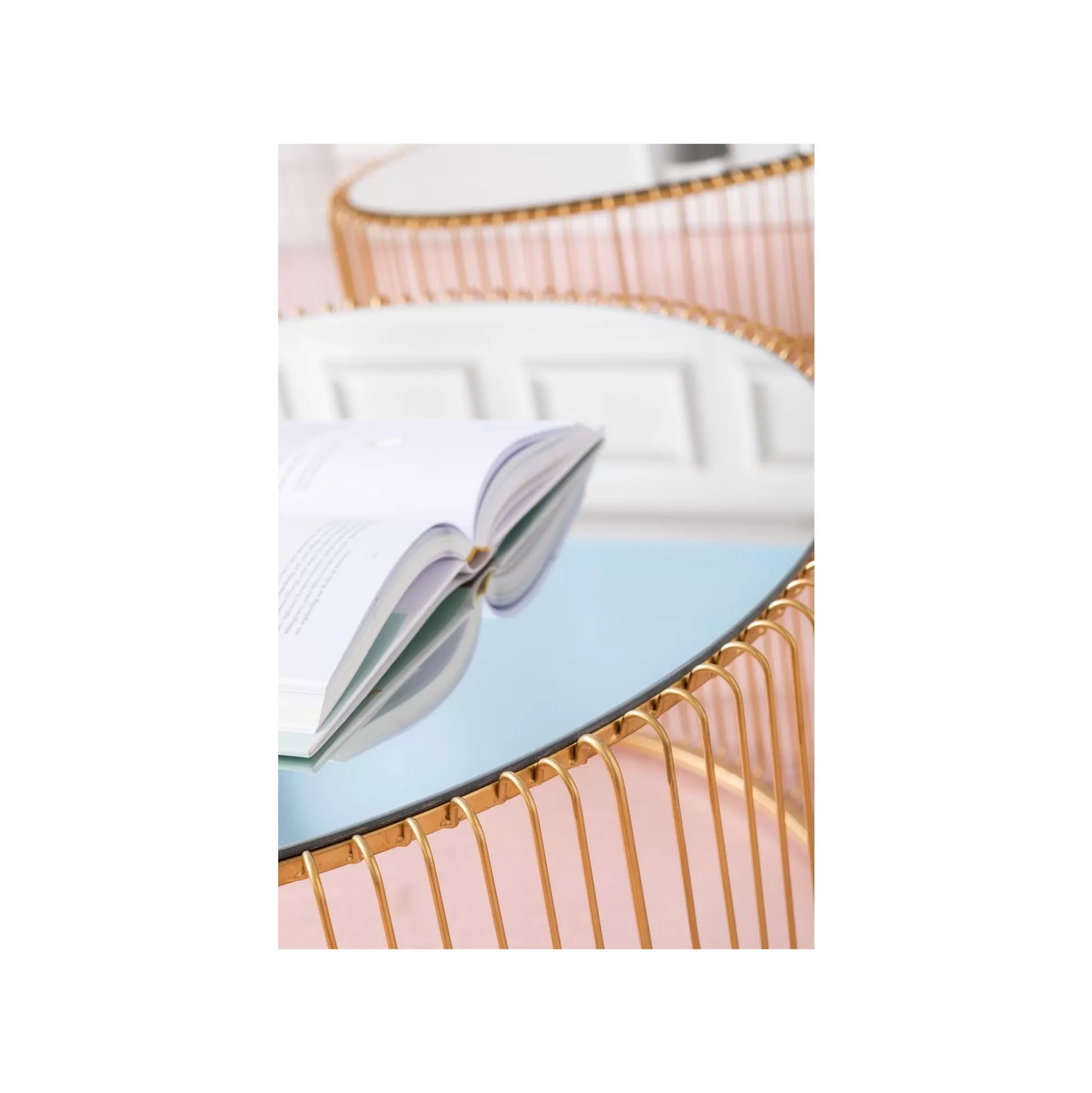 tables_basses_rondes_wire_set_de__laiton_kare_design_8.webp Tables Basses Rondes Wire Set De 2 Laiton ^KARE Design Cheap