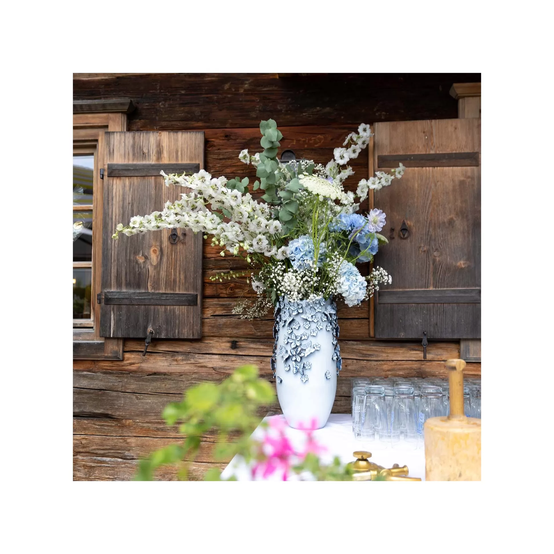 Vase Papillons Bleu Clair 50cm ^KARE Design Shop