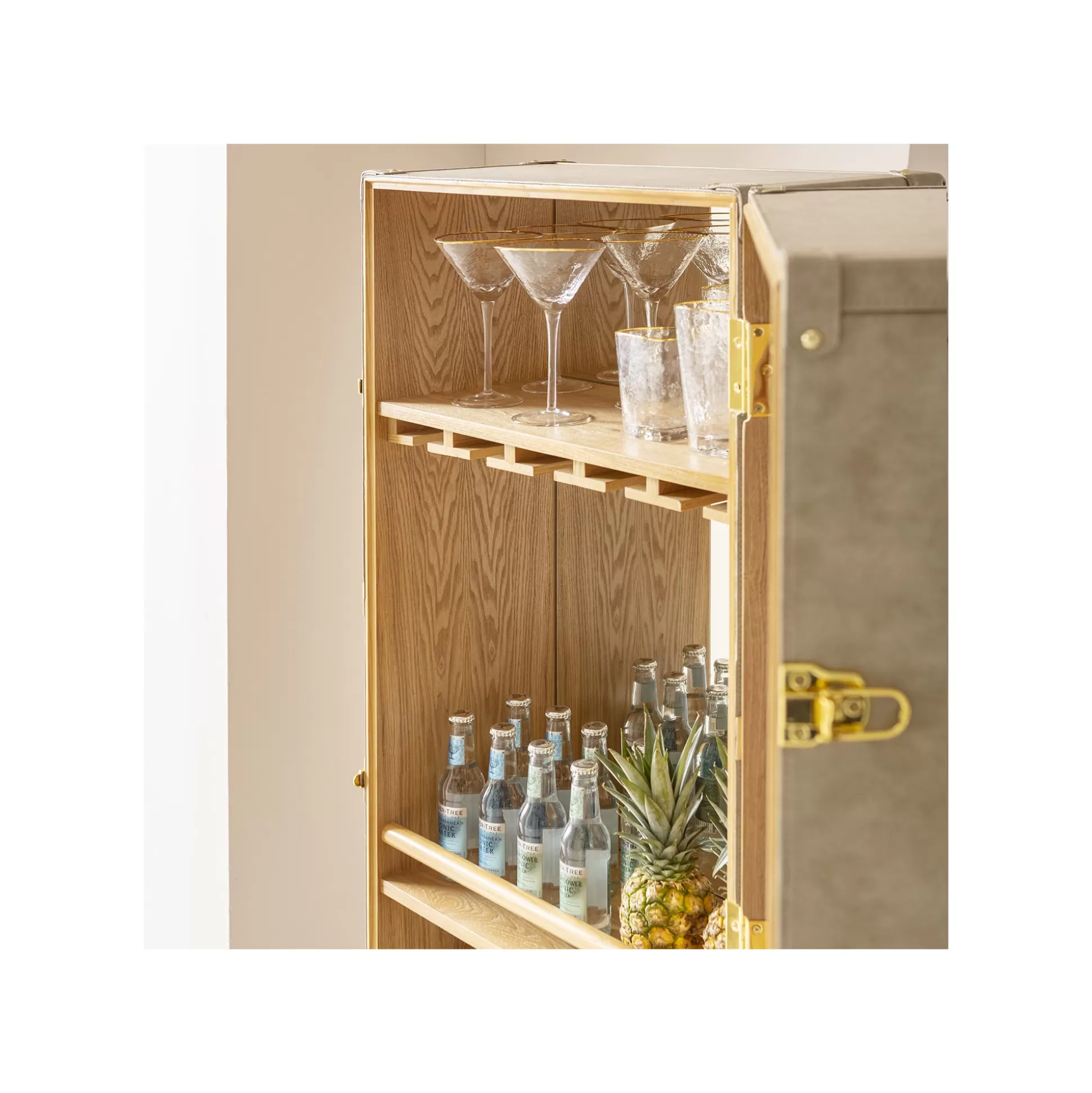 verres__cocktail_hommage_set_de__kare_design_15.webp Verres à Cocktail Hommage Set De 4 ^KARE Design Store